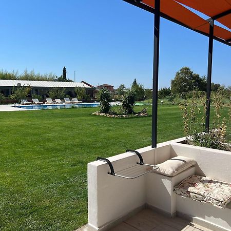 Casa Mora Aparthotel Edremit  Exterior photo