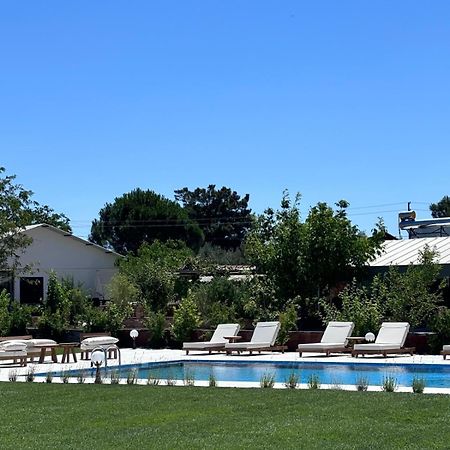 Casa Mora Aparthotel Edremit  Exterior photo